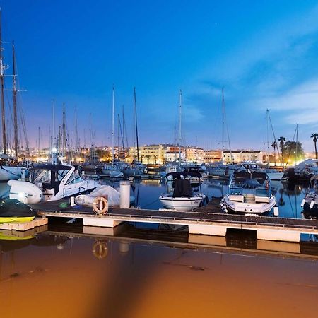 A23 - Marina Palm View Apartment 라고스 외부 사진